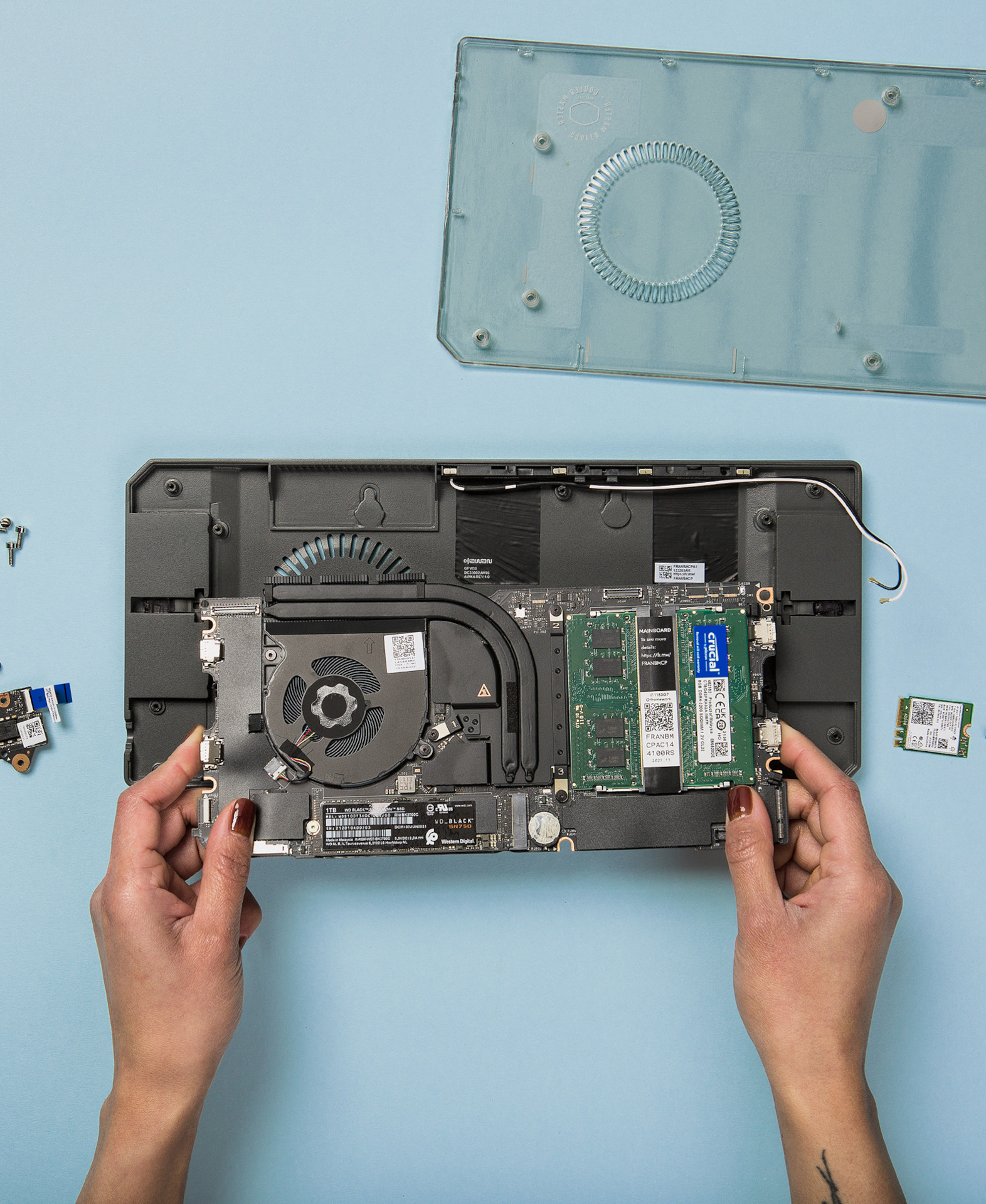 Cooler Master mainboard case for Framework laptop