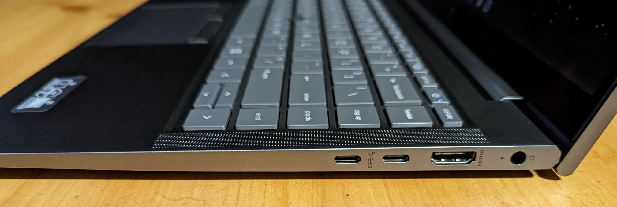 HP Dev One right side