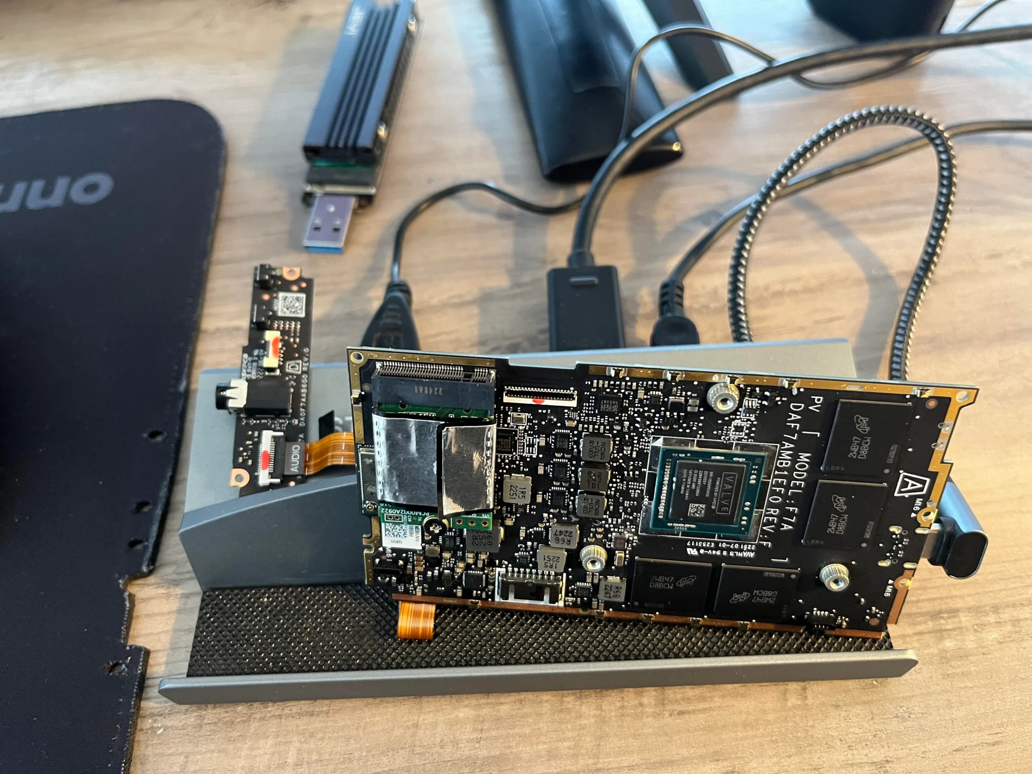 Want to Make a Console Box out of Your Steam Deck? You Can Do That