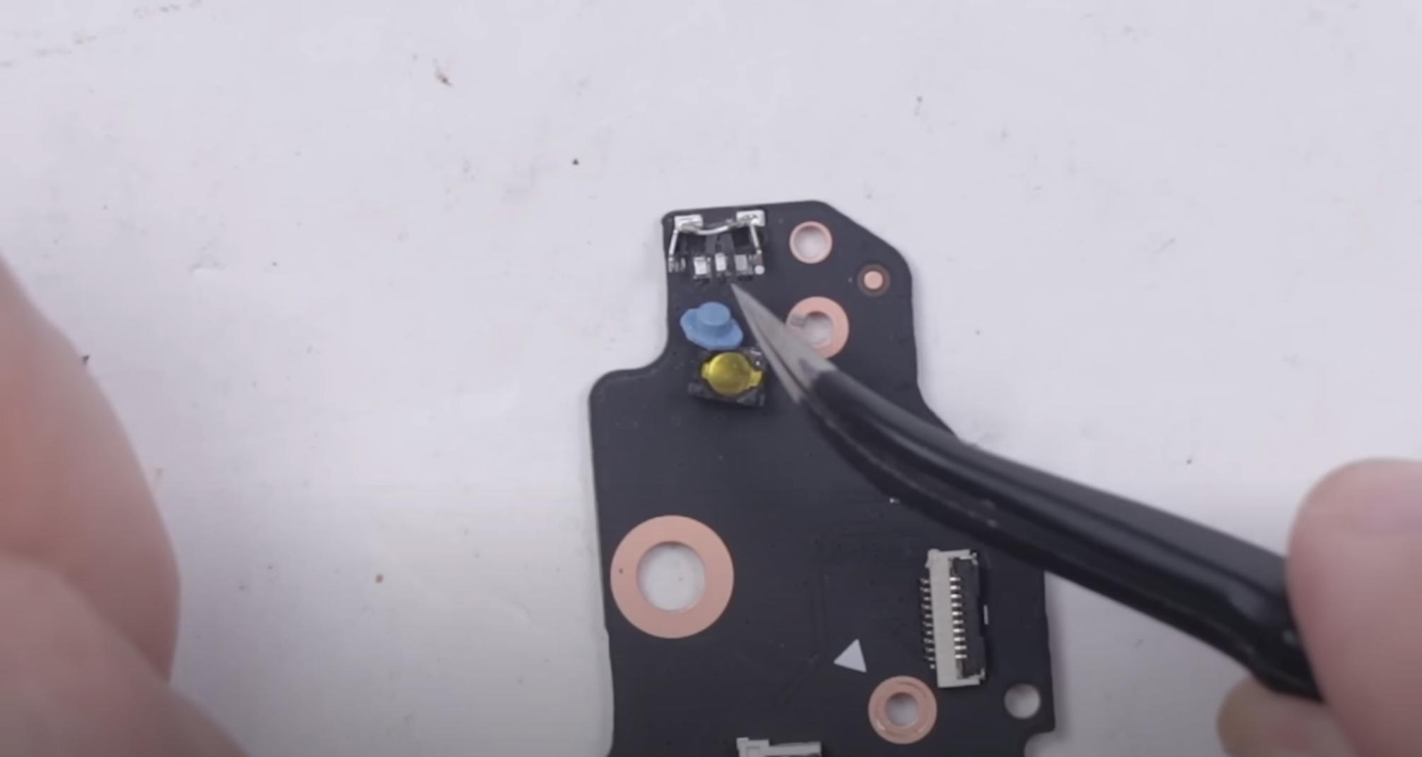 Steam Deck shoulder PCB