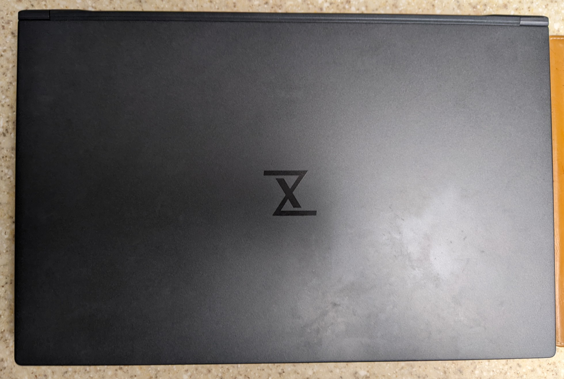 tuxedo pulse 2 top side